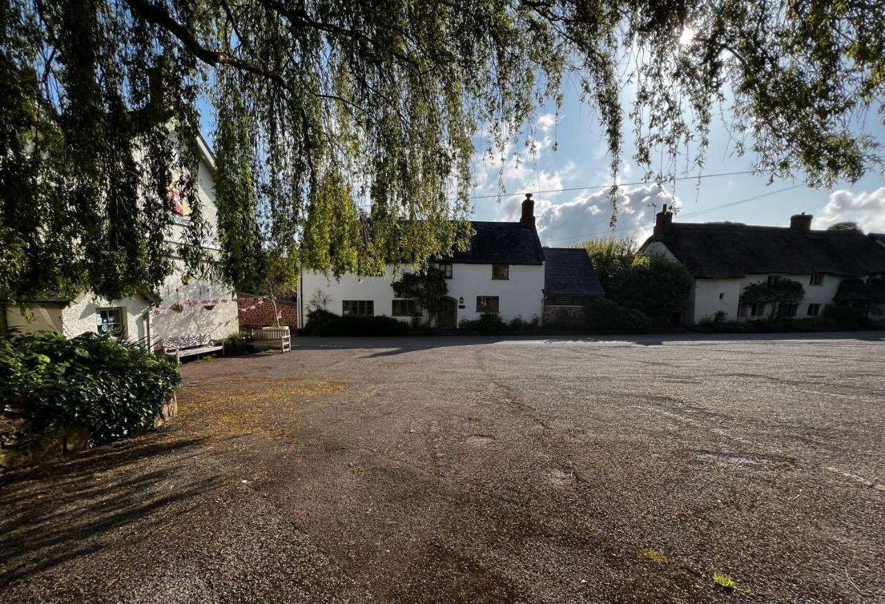 Notley Arms Inn Exmoor National Park Elworthy Esterno foto